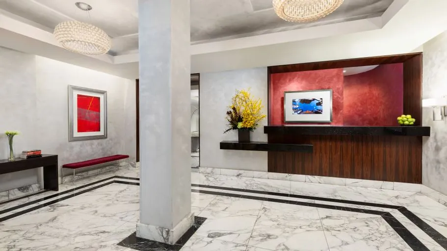 Aura Hotel Times Square