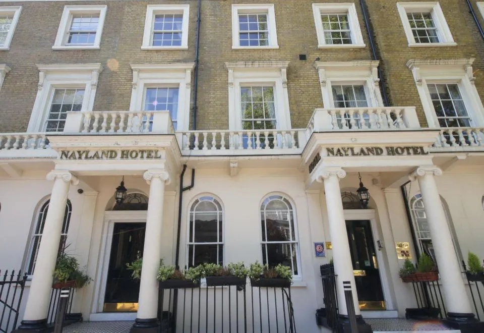 The Nayland Hotel