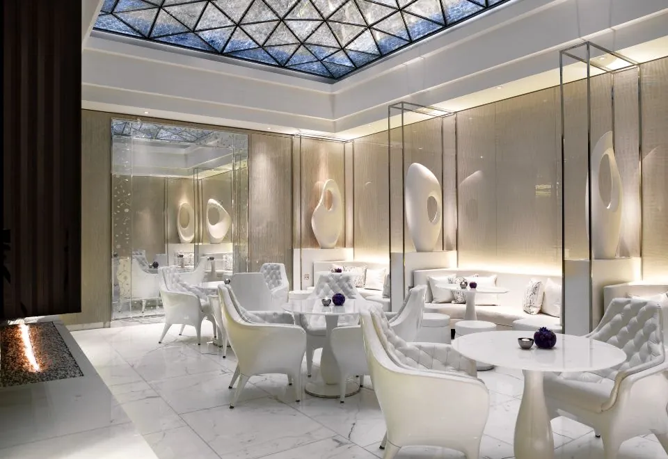 Corinthia London