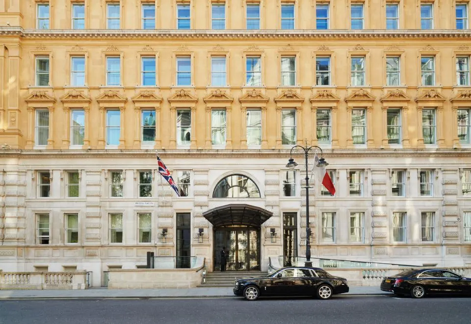 Corinthia London