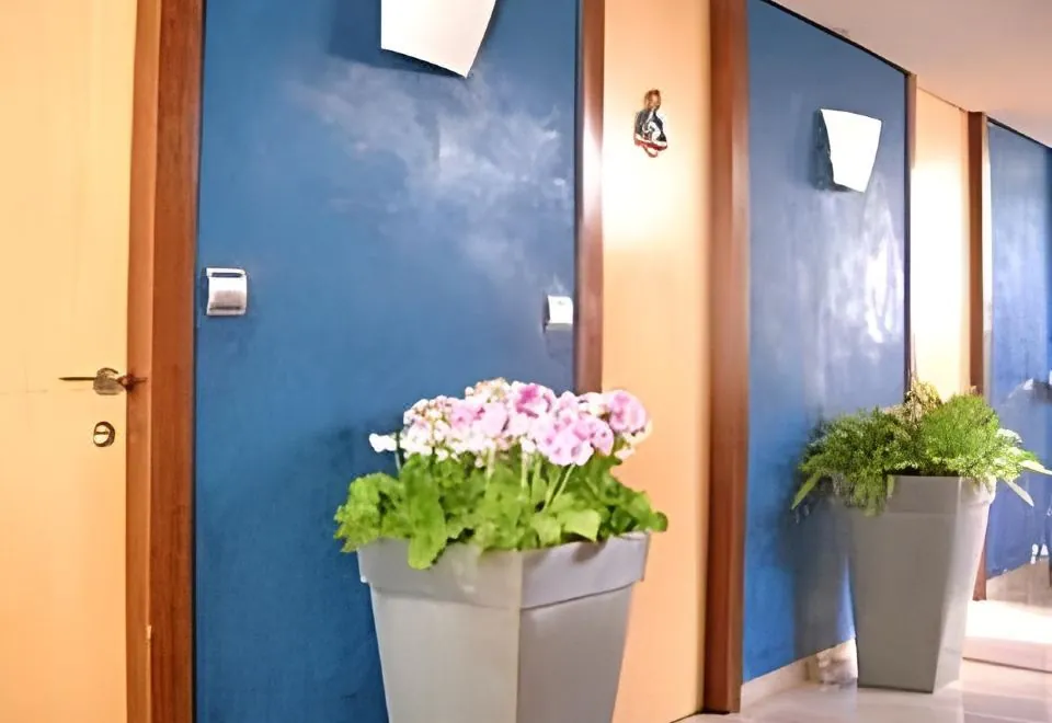 Malvarrosa Beach Rooms