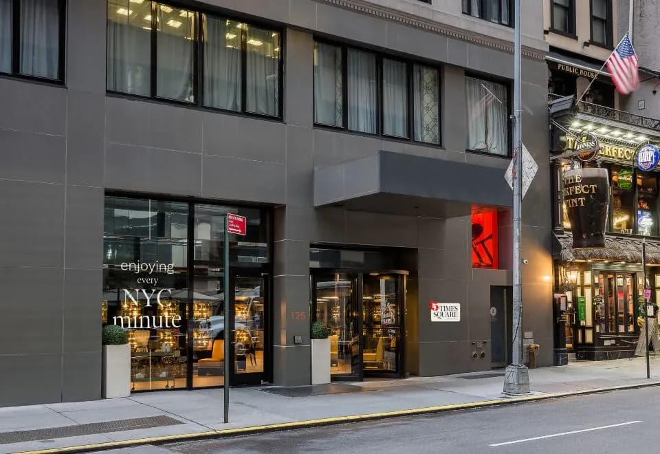 45 Times Square Hotel