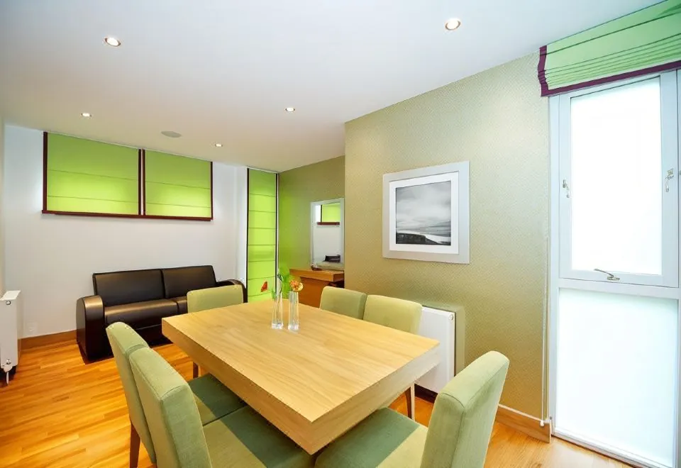 Staycity Aparthotels West End