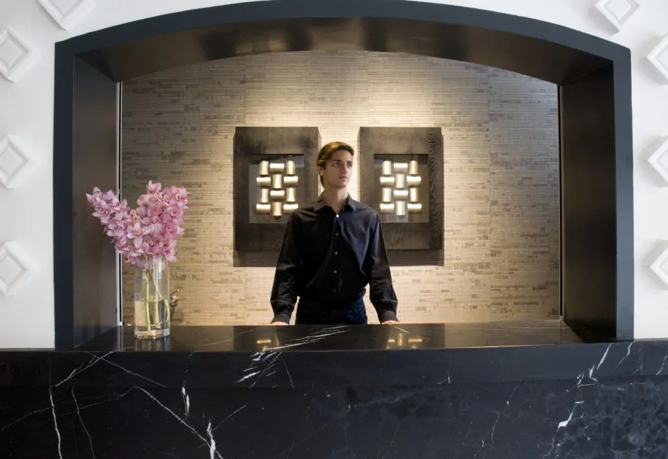 Hotel Challis Potts Point