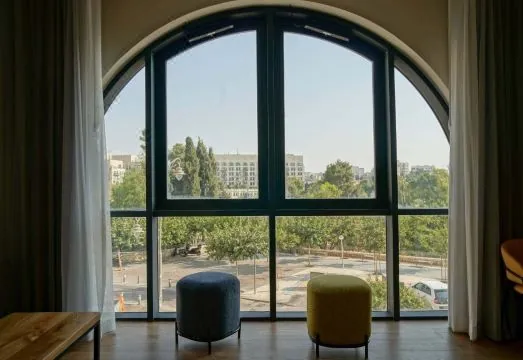 Apartique Hotel