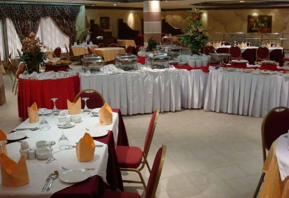 Hotel Di-Palace