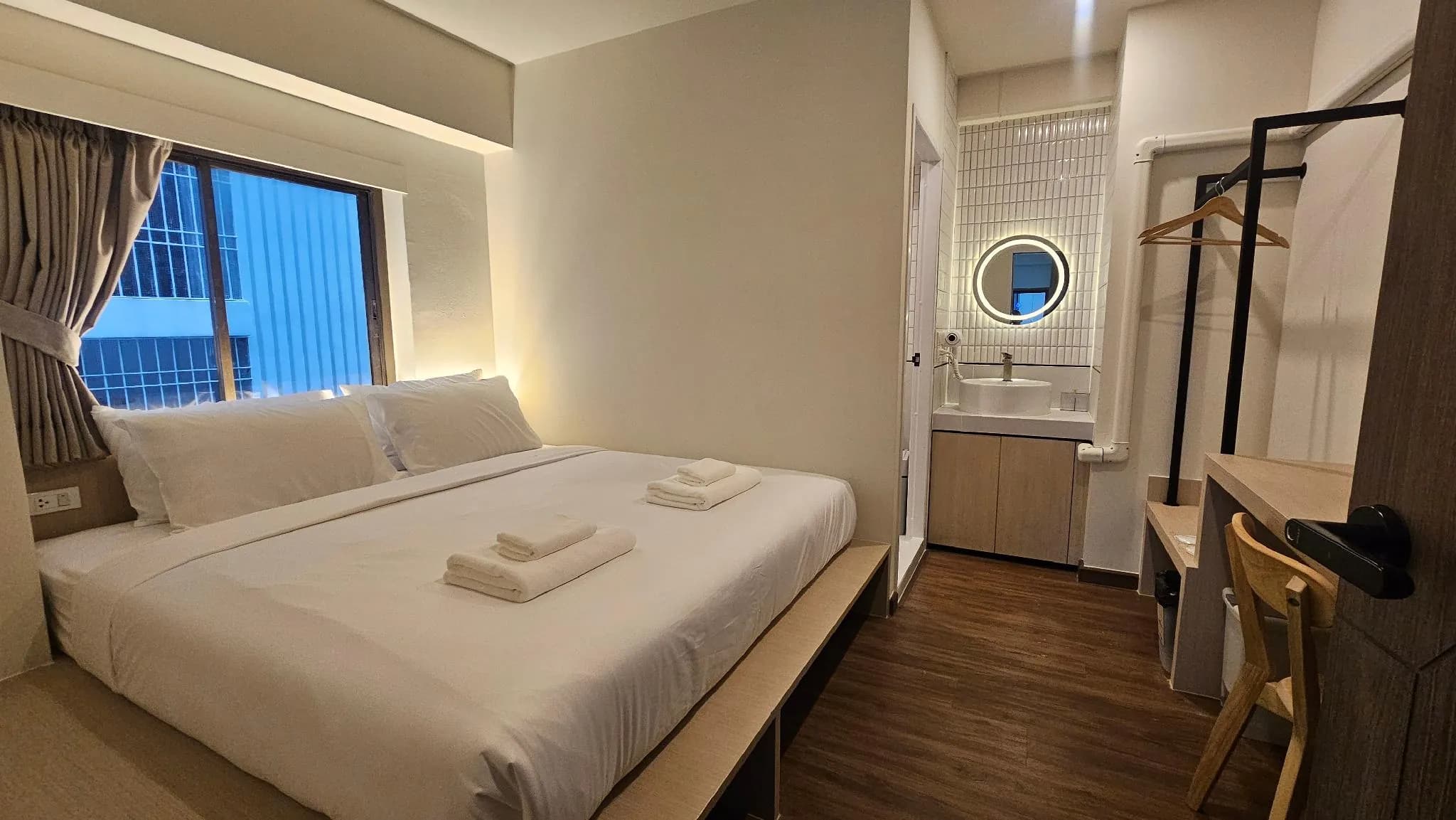 HOTEi Park Silom-Surawong