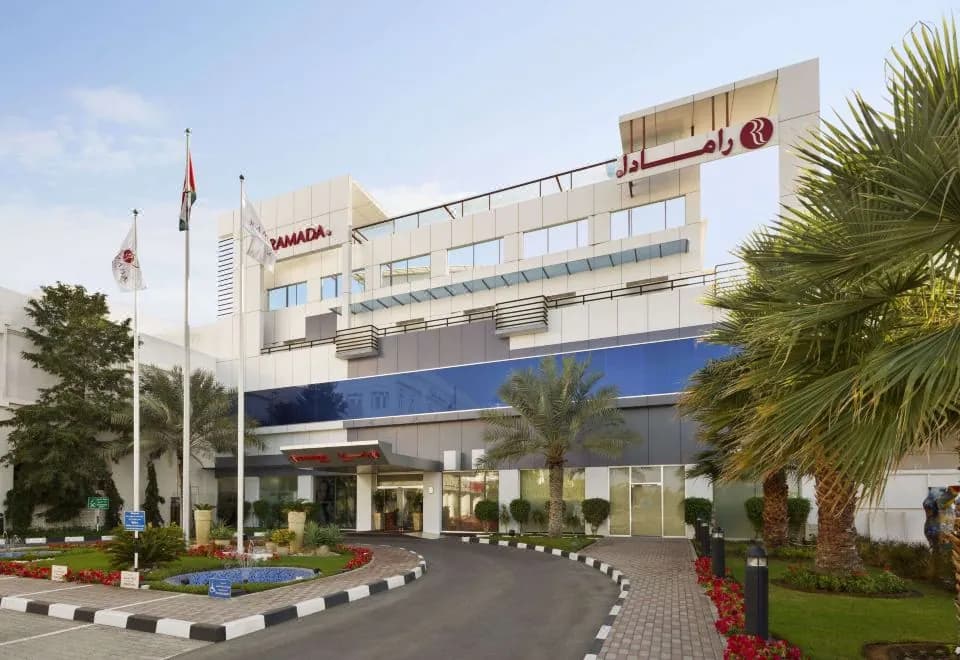 Ramada Qurum Beach Hotel
