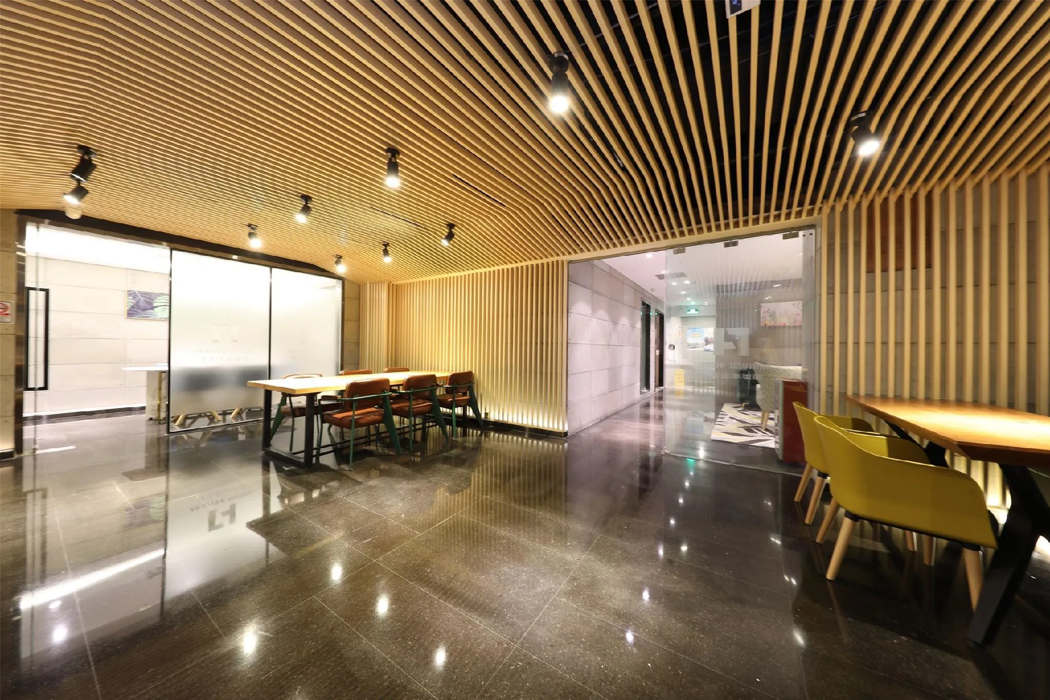 Arrivee Hotel