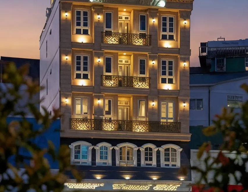 Diamond Hotel