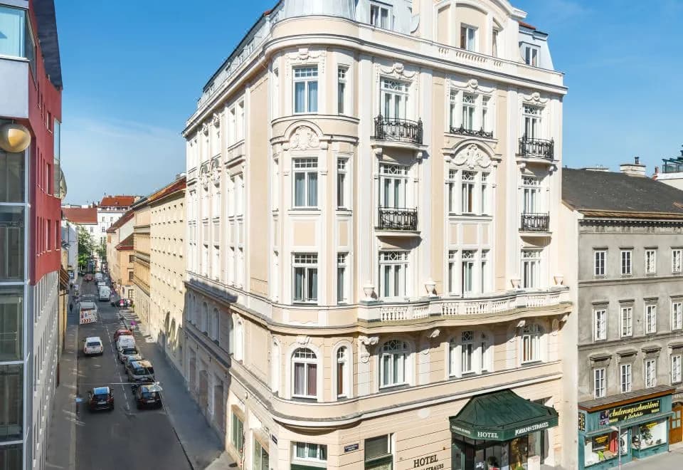 Hotel Johann Strauss