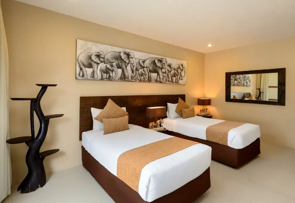 Arama Poolside Villa