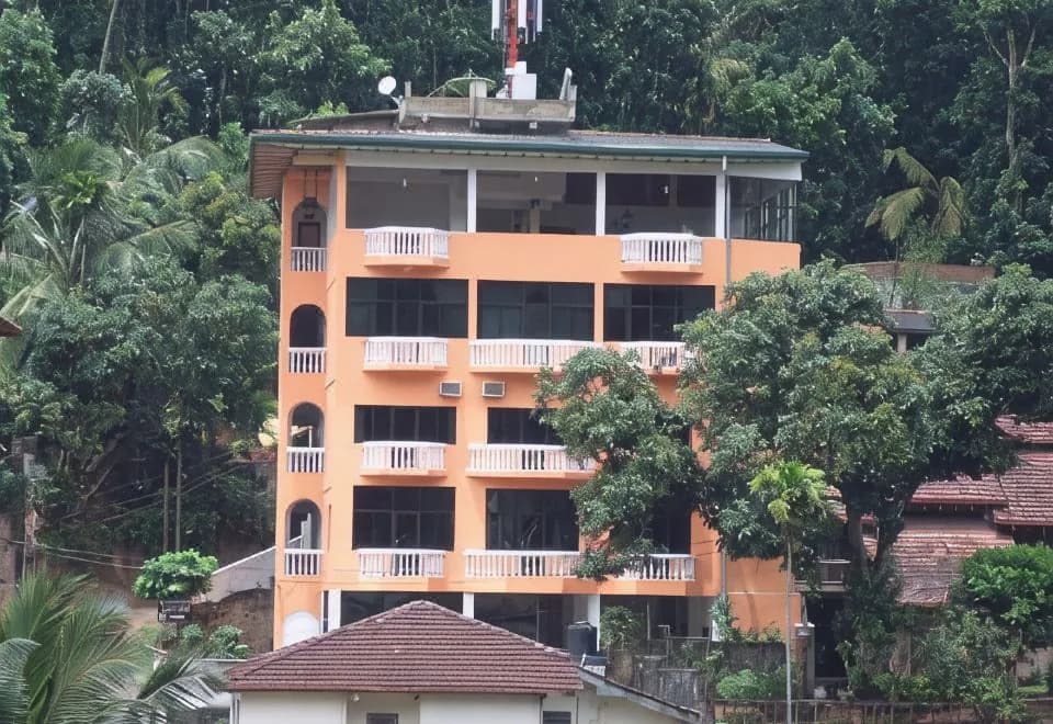 Majestic Tourist Hotel