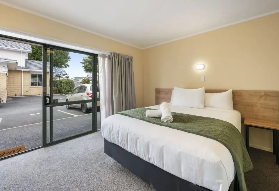 Fenton Court Motel