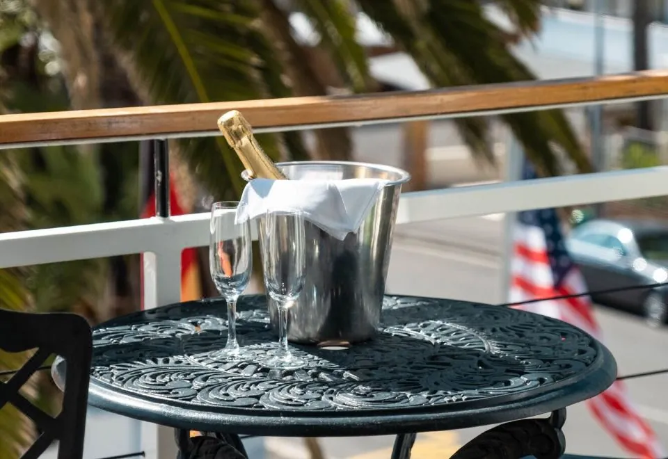 The Bantry Bay Aparthotel by Totalstay