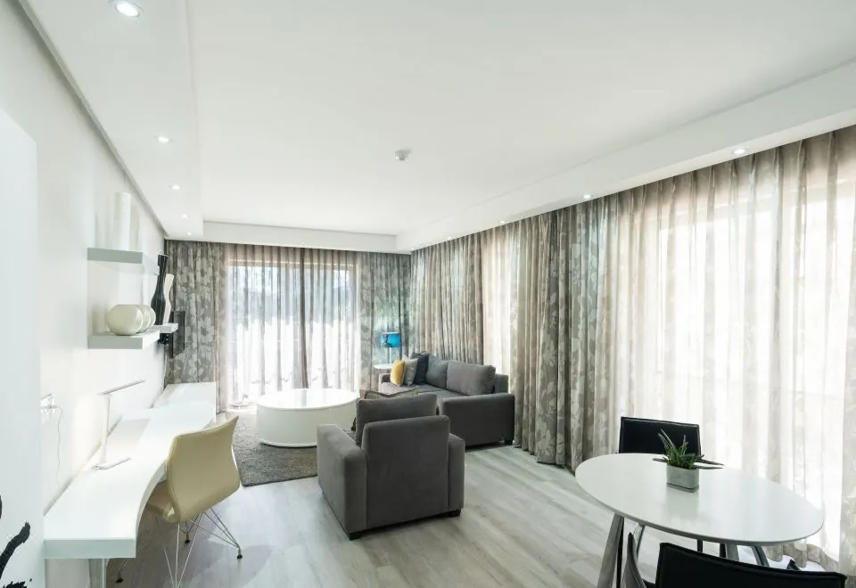 Protea Hotel by Marriott Cape Town North Wharf