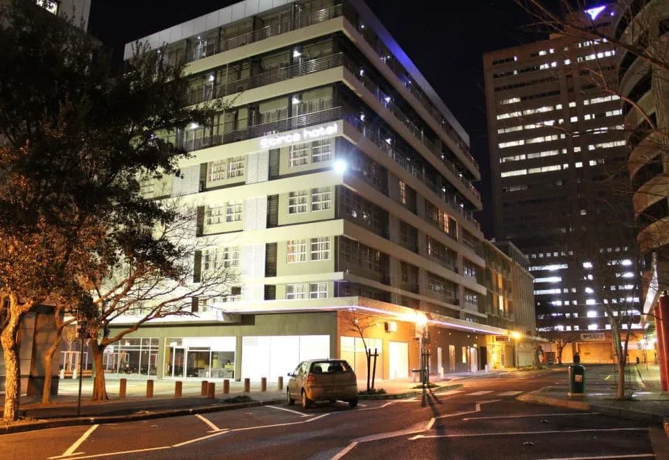 Circa Luxury Apartment Hotel