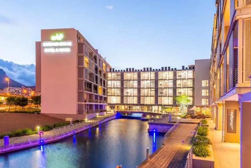 Aha Harbour Bridge Hotel & Suites