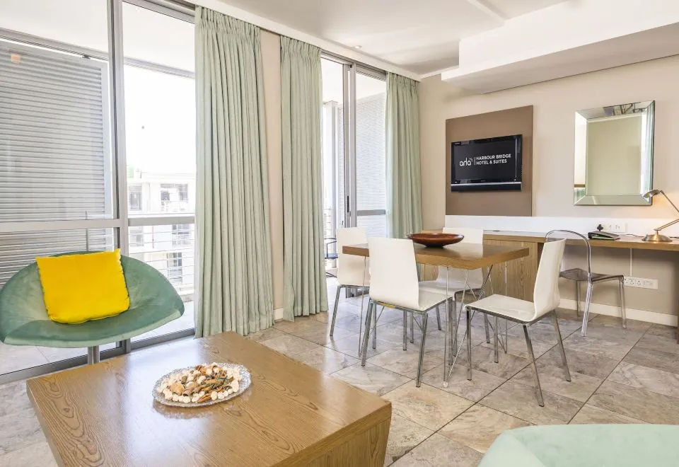 Aha Harbour Bridge Hotel & Suites