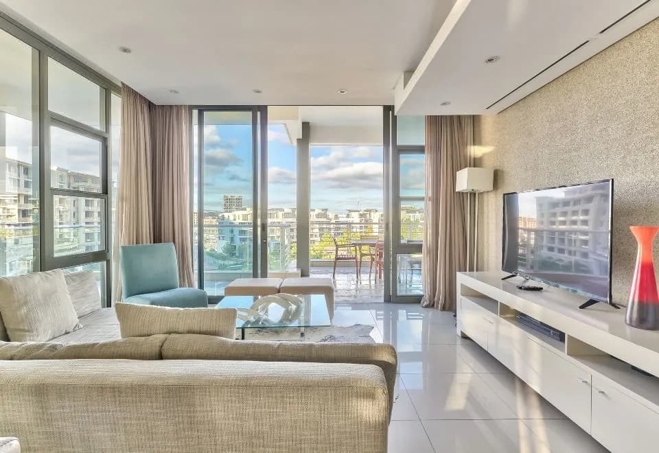 Lawhill Luxury Apartments - V & A Waterfront