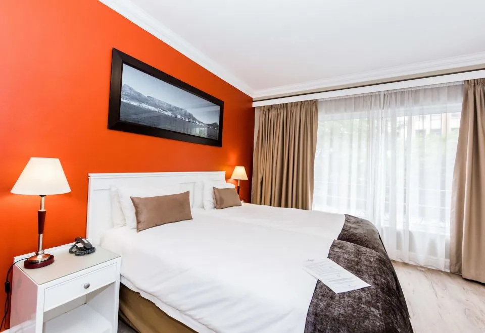 The New Tulbagh Hotel