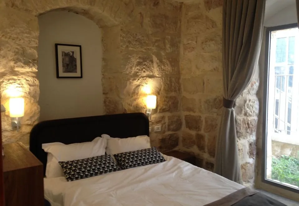 Olive Heleni Hotel