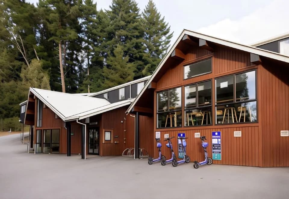 YHA Queenstown Lakefront