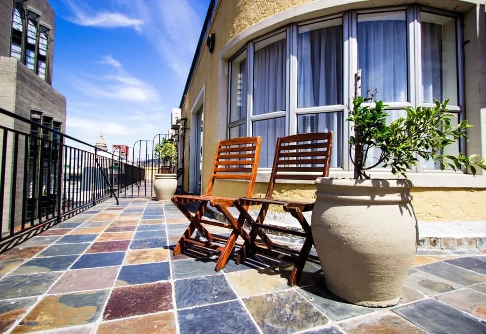 Cape Diamond Boutique Hotel