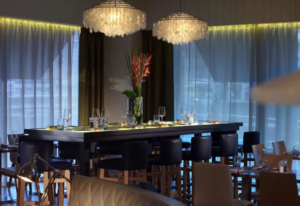 The Morrison Dublin, Curio Collection by Hilton