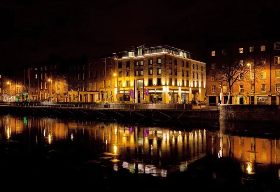 The Morrison Dublin, Curio Collection by Hilton