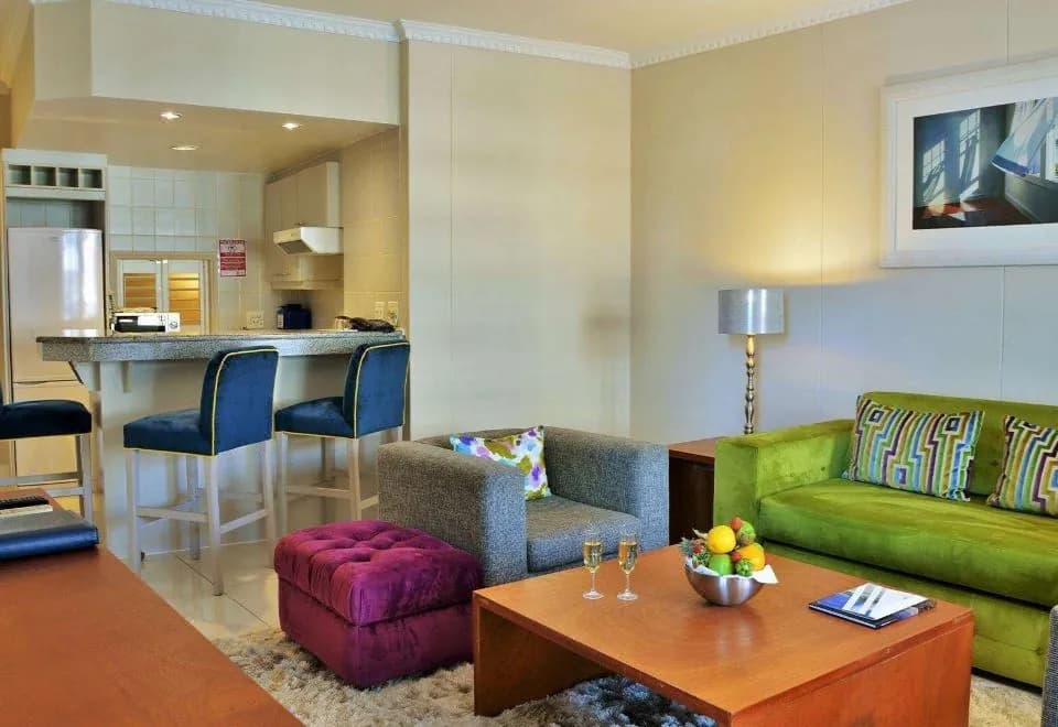 Peninsula All-Suite Hotel by Dream Resorts