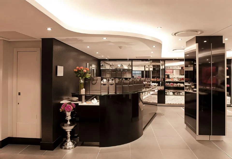 The Maslow Hotel, Sandton