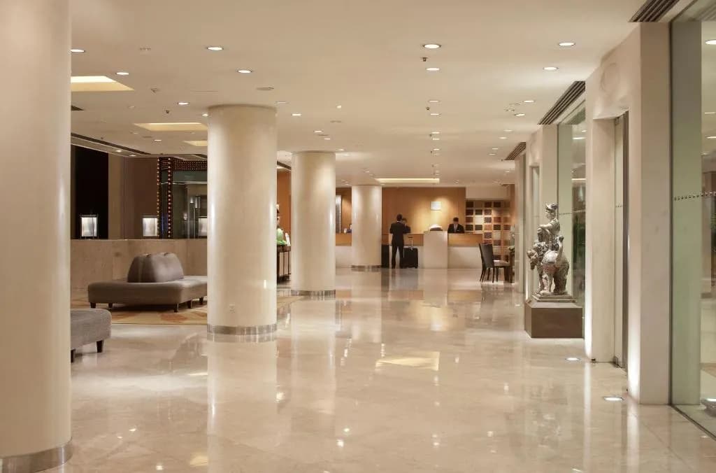 The Royal Garden Hotel