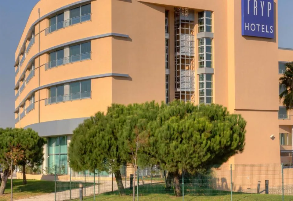 TRYP by Wyndham Porto Expo Hotel
