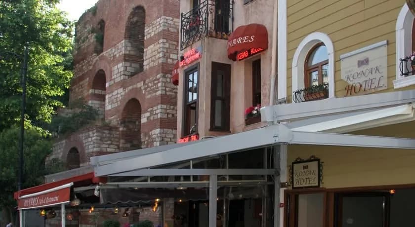 Eski Konak Hotel
