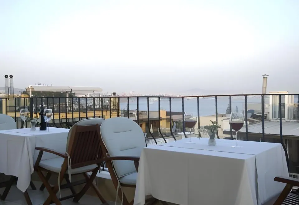 Star Hotel