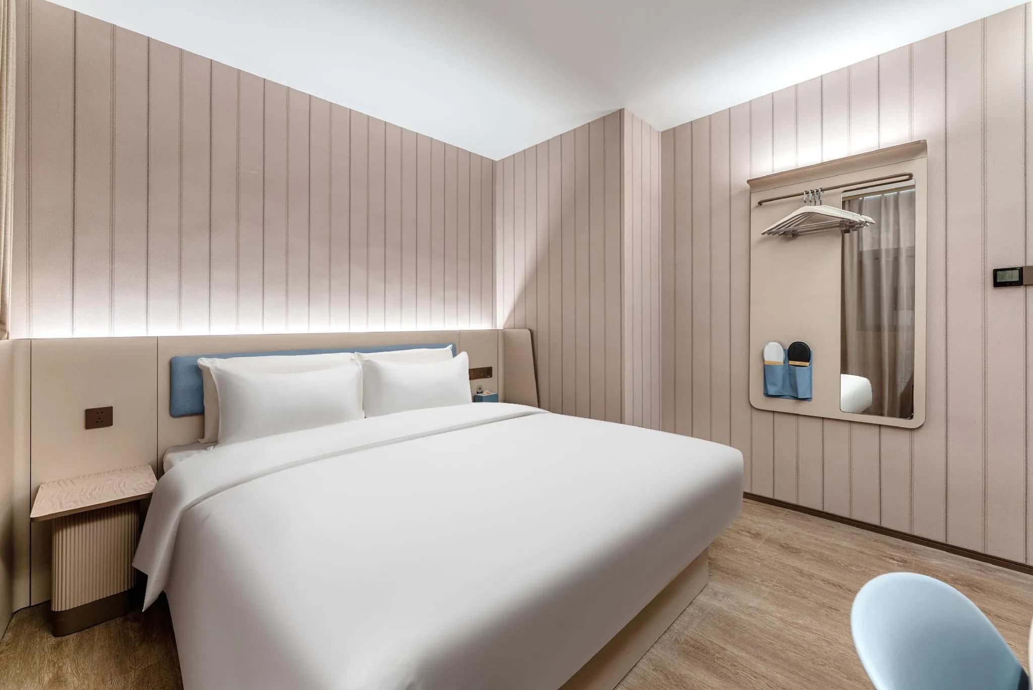 Hanting Hotel Guangzhou Dongshankou Metro Station