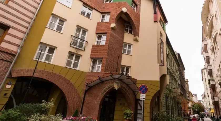 Corvin Hotel Budapest Corvin Wing