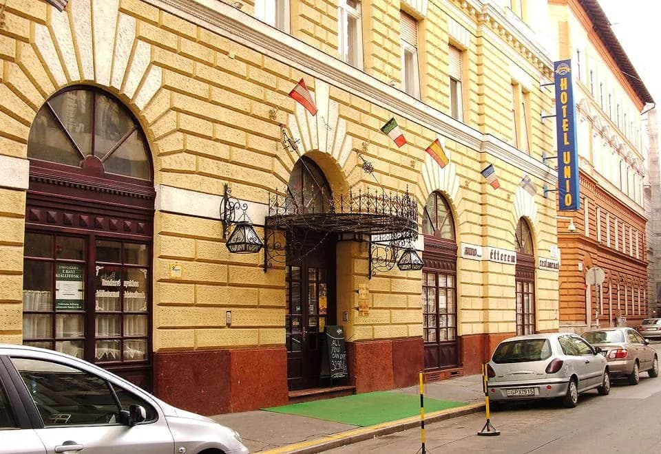 City Hotel Unio***Superior