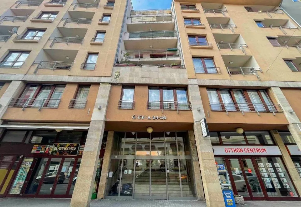 Opera Residence