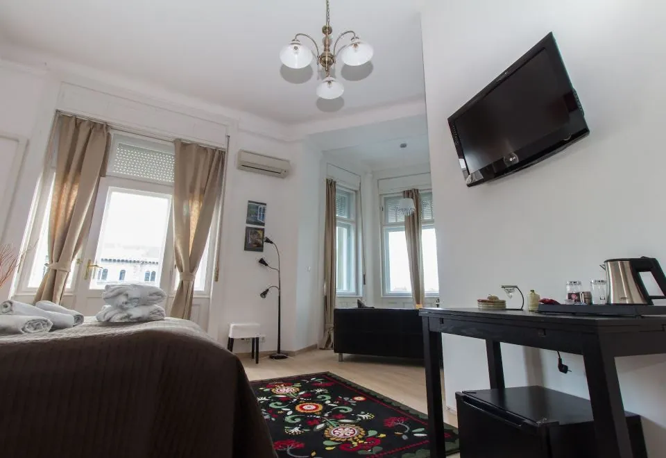 Butterfly Home Danube