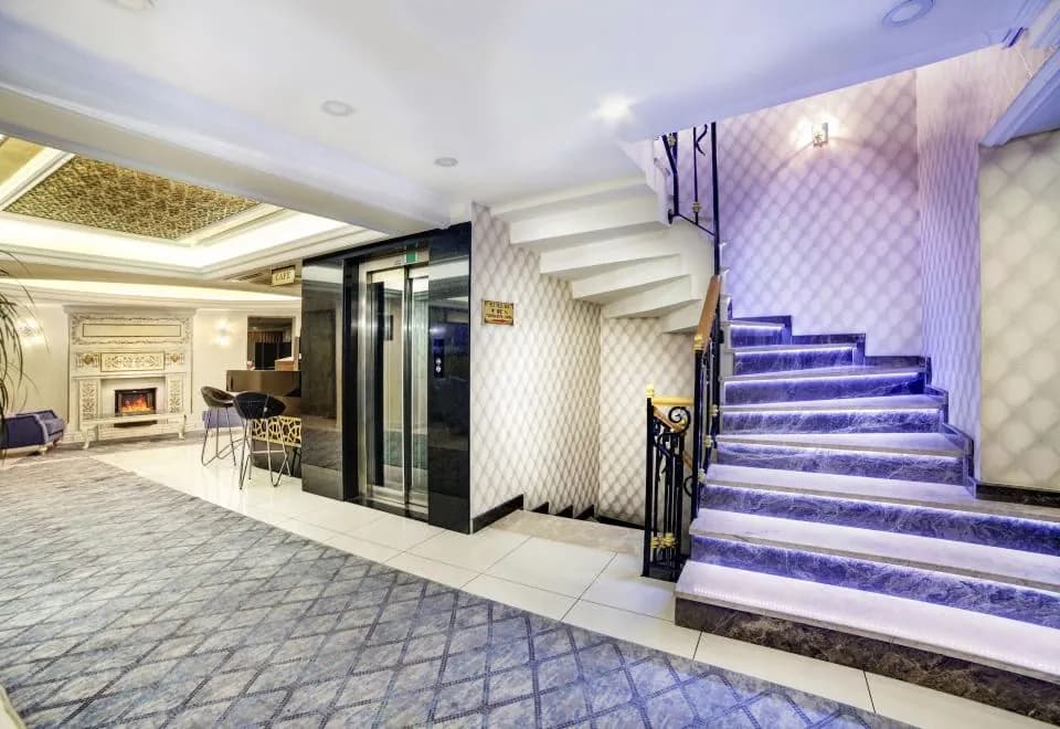 Ayasultan Hotel