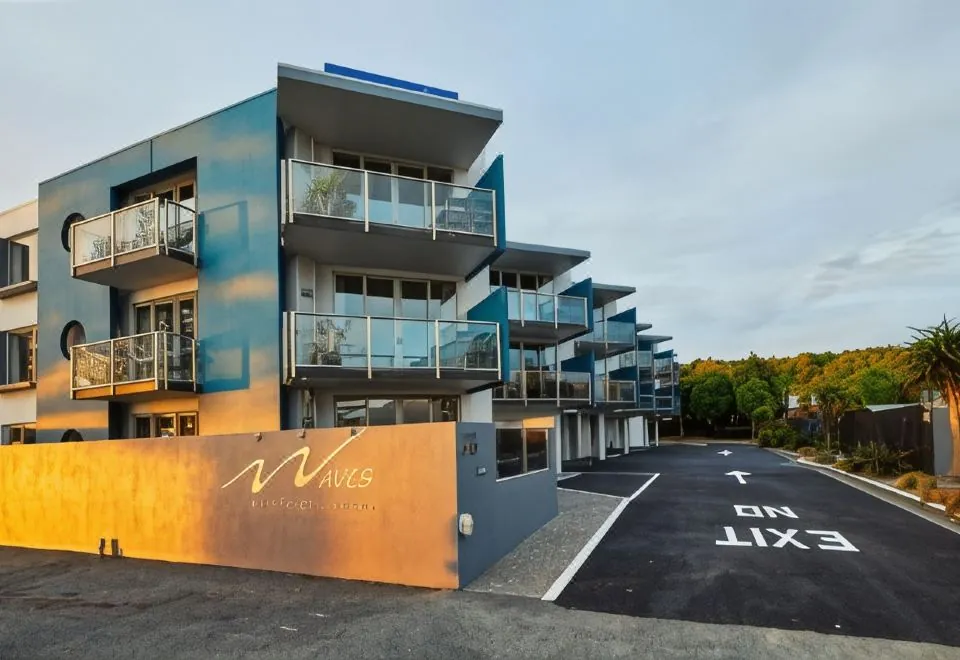 Waves by Kaikoura Holiday Home