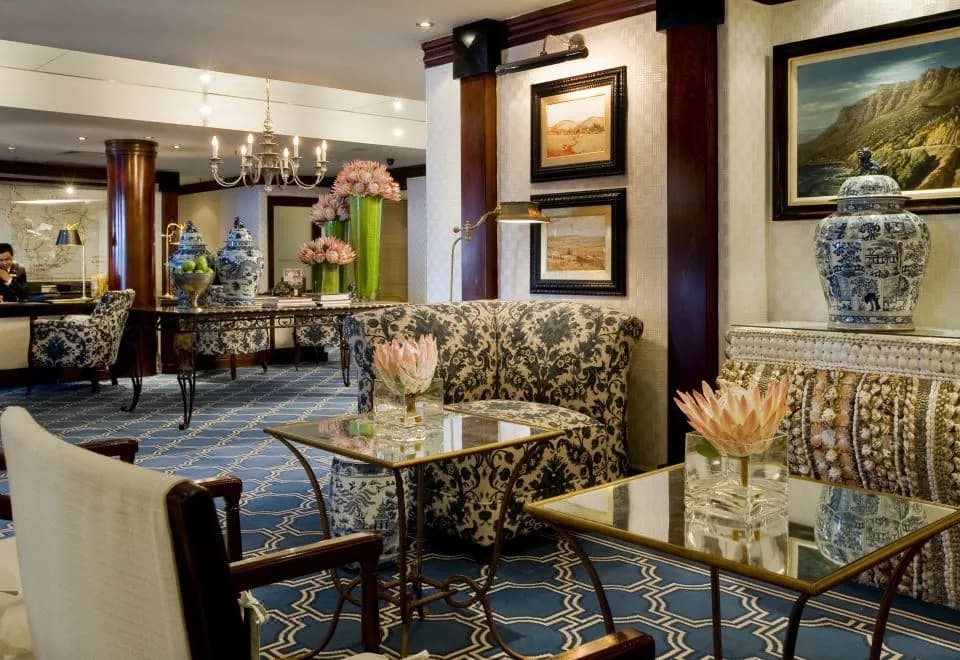 Twelve Apostles Hotel & Spa