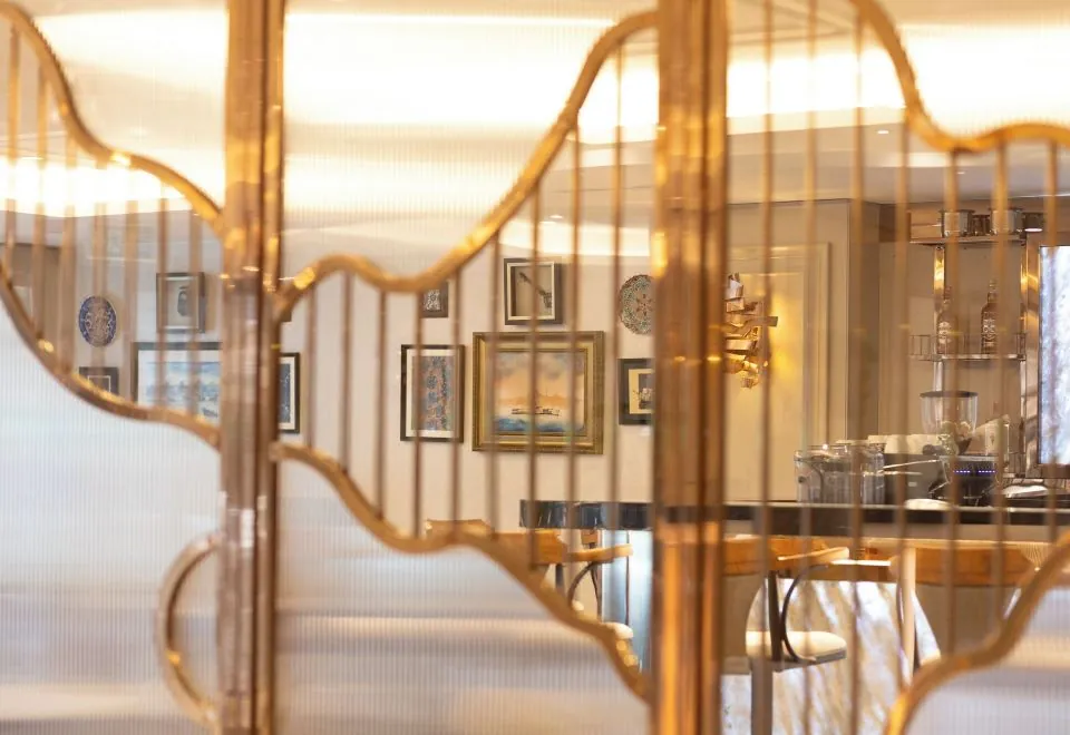 Grand Hilarium Hotel