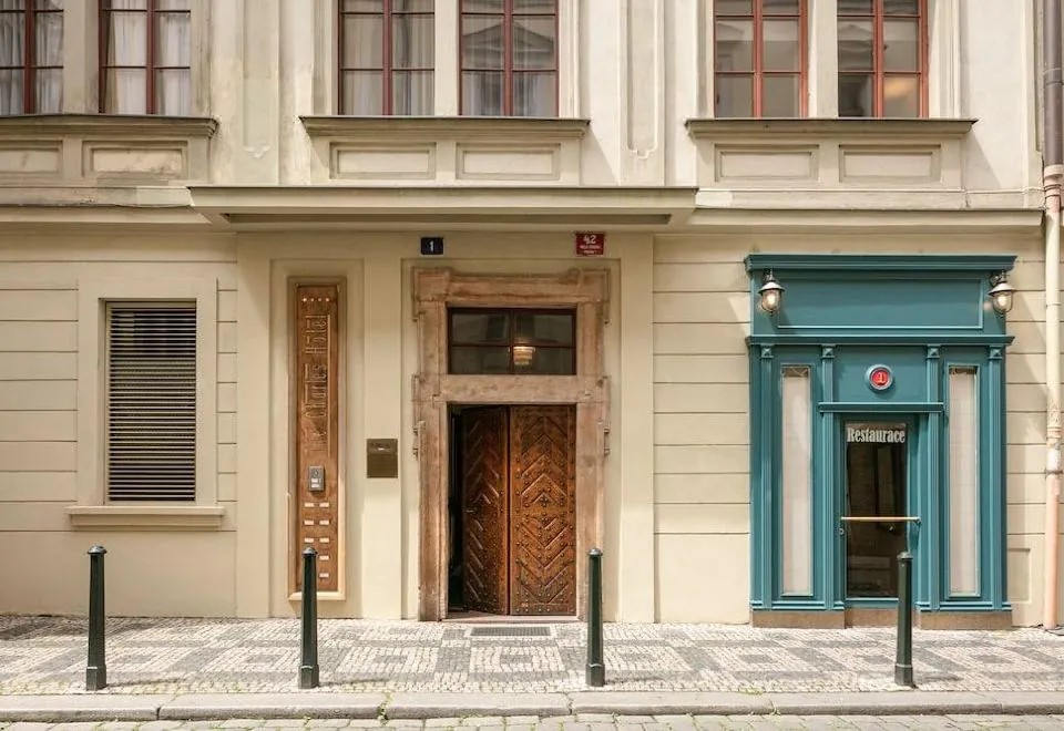 The Charles Hotel