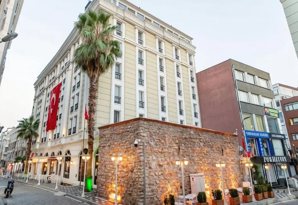 Baron Hotel
