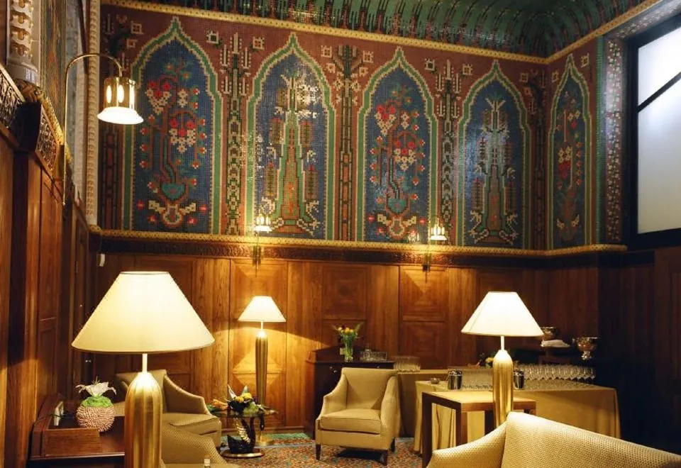 Art Deco Imperial Hotel