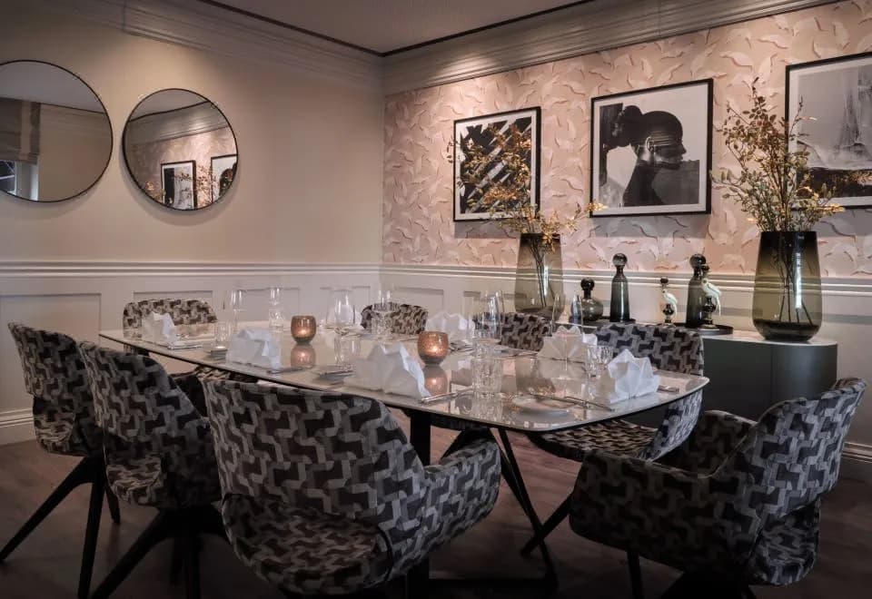 Alden Suite Hotel Splügenschloss Zurich