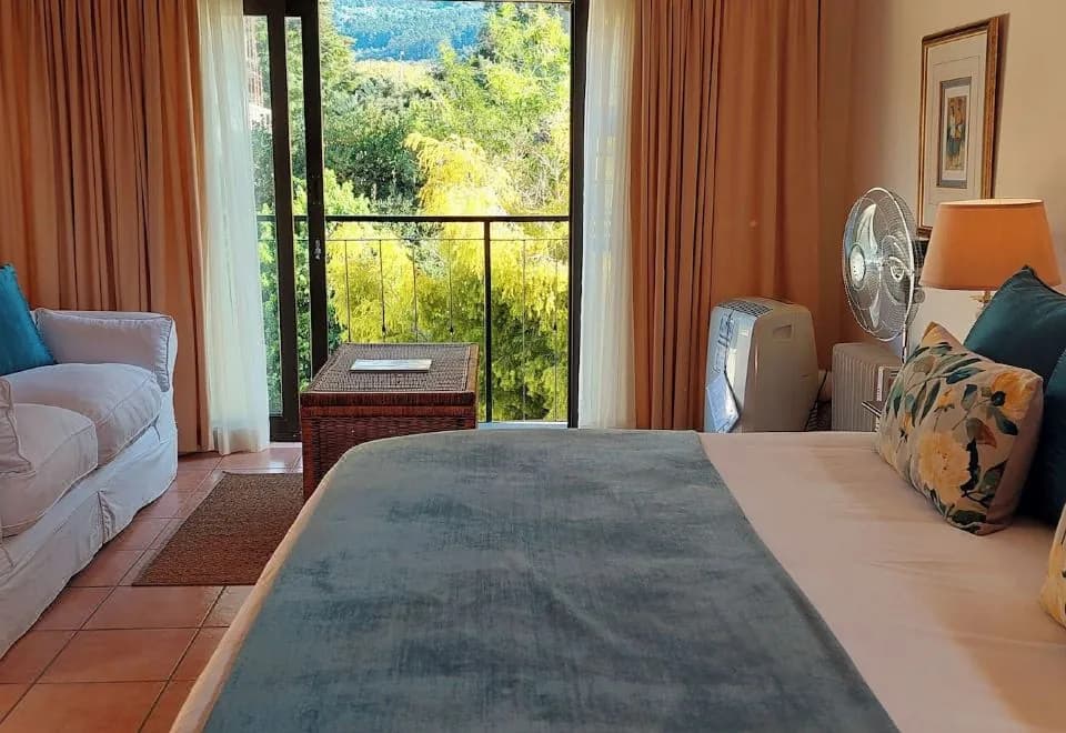 Riversong Guest House